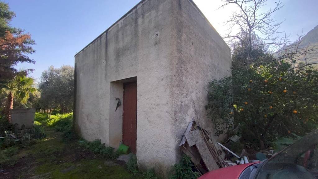 Facciata - Magazzino via Enrico Berlinguer, Carini - foto 2