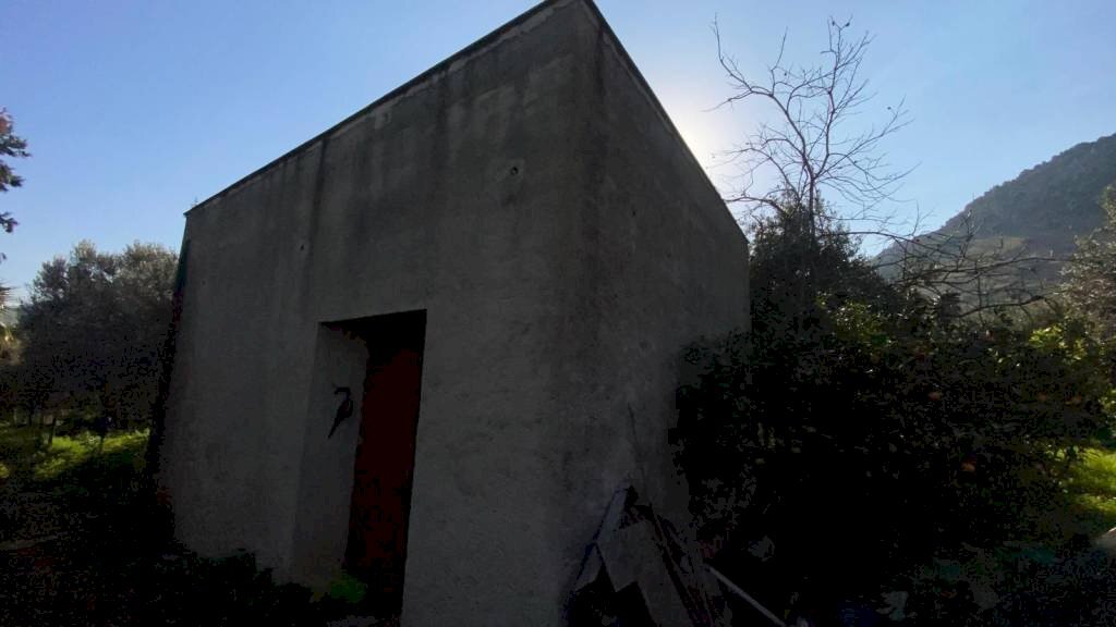 Facciata - Magazzino via Enrico Berlinguer, Carini - foto 3