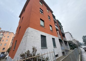 Facciata - Bilocale via Claudio Treves, 21, Bologna (zona Costa Saragozza) - foto 3