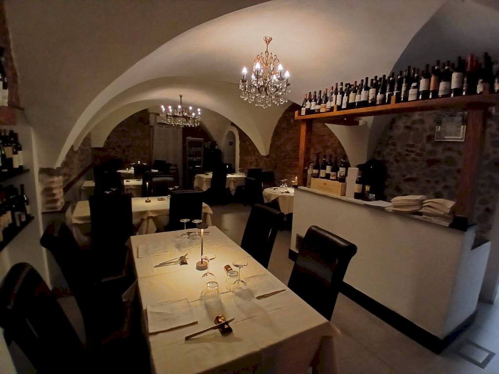 Interno non residenziale - Ristorante Pietra Ligure - foto 1