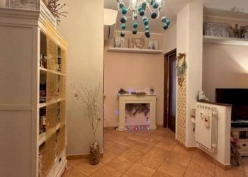 Ingresso - Quadrilocale via Giacomo Leopardi, 1, Carmagnola - foto 2