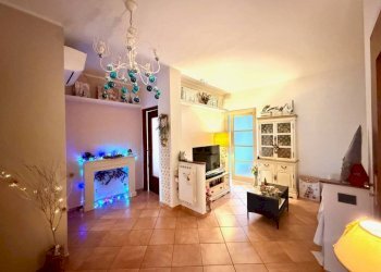 Soggiorno - Quadrilocale via Giacomo Leopardi, 1, Carmagnola - foto 3