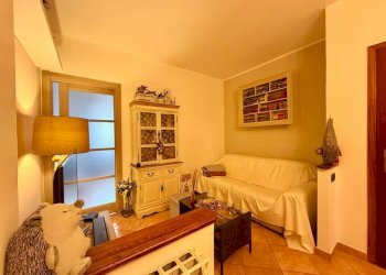 Soggiorno - Quadrilocale via Giacomo Leopardi, 1, Carmagnola - foto 6