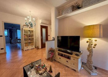 Soggiorno - Quadrilocale via Giacomo Leopardi, 1, Carmagnola - foto 7