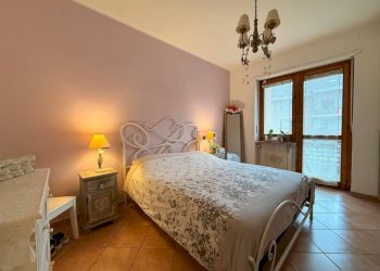 Camera da letto - Quadrilocale via Giacomo Leopardi, 1, Carmagnola - foto 20