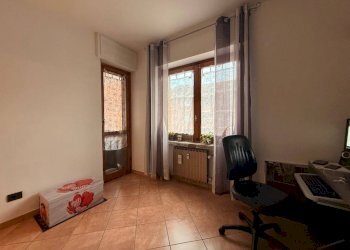 Camera da letto - Quadrilocale via Giacomo Leopardi, 1, Carmagnola - foto 28