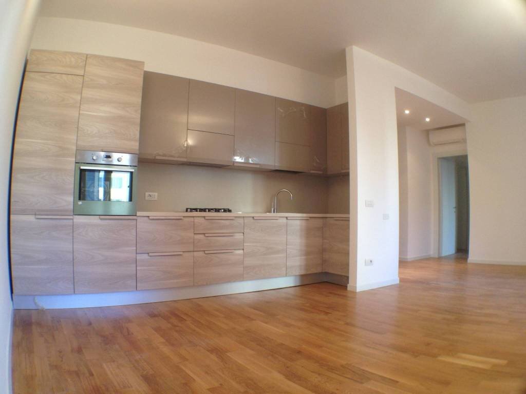 Cucina - Trilocale corso Buenos Aires, 5, Milano - foto 1