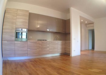 Cucina - Trilocale corso Buenos Aires, 5, Milano - foto 1