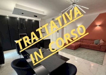 Salone - Quadrilocale corso Sebastopoli, 55, Torino (zona Lingotto) - foto 1