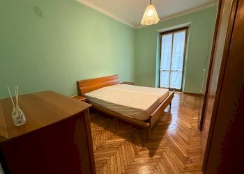 Camera da letto - Bilocale via Gaspare Vera e Libera Arduino, 35, Torino (zona Lingotto) - foto 12