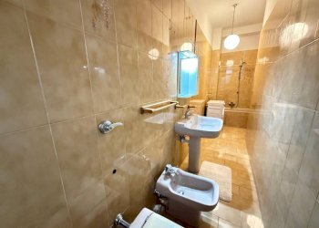 Bagno - Bilocale via Gaspare Vera e Libera Arduino, 35, Torino (zona Lingotto) - foto 12