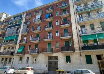 Facciata - Bilocale via Gaspare Vera e Libera Arduino, 35, Torino (zona Lingotto) - foto 17