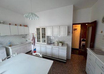 Cucina - Quadrilocale via Giovanni Guglielmo Longo, Genova (zona Pegli) - foto 9