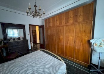 Camera da letto - Quadrilocale via Giovanni Guglielmo Longo, Genova (zona Pegli) - foto 11