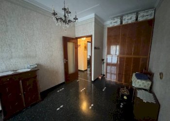 Camera da letto - Quadrilocale via Giovanni Guglielmo Longo, Genova (zona Pegli) - foto 12