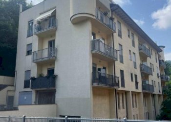 Facciata - Bilocale via al Torrente Molinassi, 14, Genova (zona Sestri Ponente) - foto 3