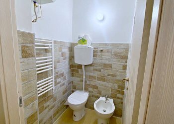 Bagno - Shop via Pallanza, 24, Torino (neighborhood Vanchiglietta) - photo 7