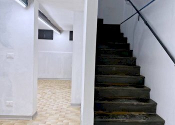 Scala - Shop via Pallanza, 24, Torino (neighborhood Vanchiglietta) - photo 8