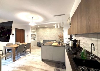 soggiorno/cucina p1 - Trilocale via San Giobbe, 72, Argelato - foto 10