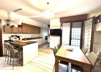 soggiorno/cucina p1 - Trilocale via San Giobbe, 72, Argelato - foto 14