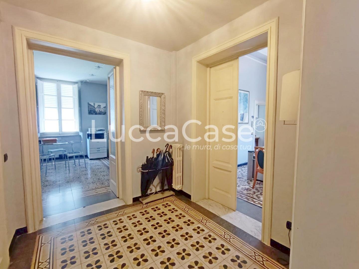 Office Lucca (neighborhood San Concordio Contrada) - photo 1