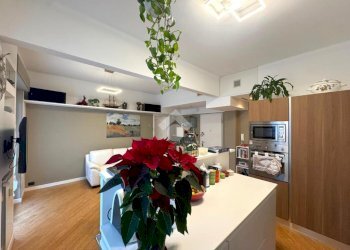 Quadrilocale Salita Brasile, Genova (zona Bolzaneto) - foto 8