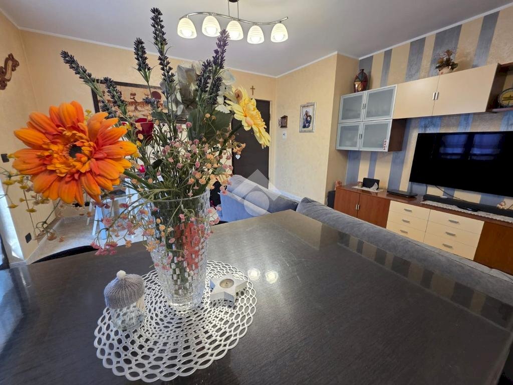 Three-room apartment Via 8 Marzo, Candiolo - photo 1