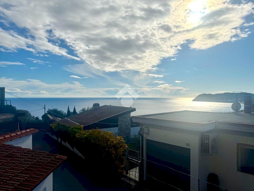 Trilocale Via Rangè, Alassio - foto 1