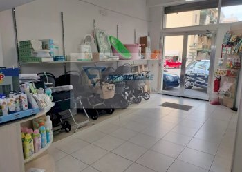 Negozio Viale Italia, Augusta - foto 9