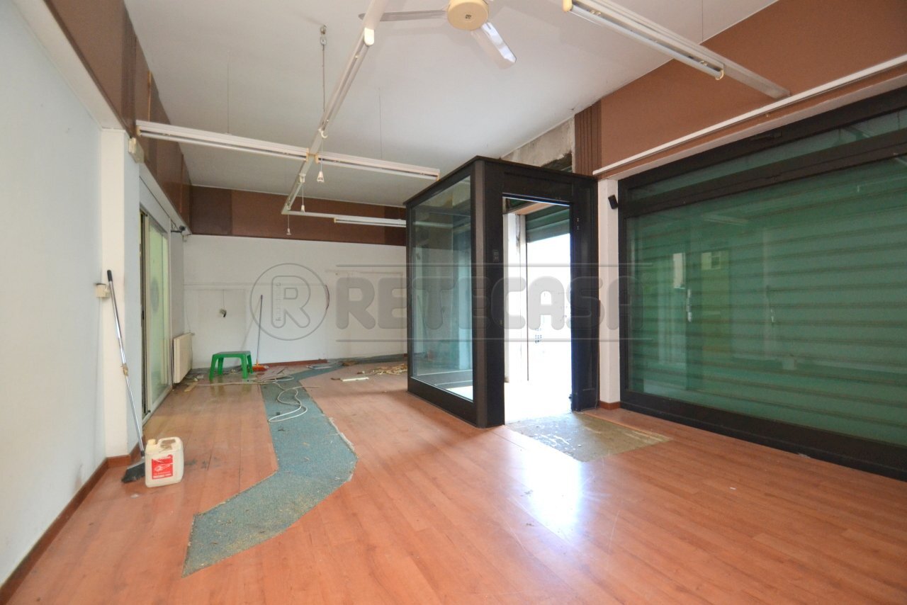 Retecasa_Valdagno - Commercial Premises Valdagno - photo 2