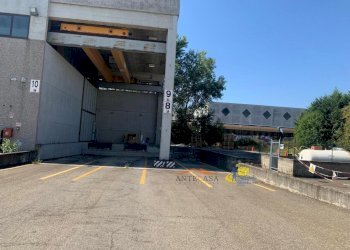 Commercial Premises Via Londra, Fontevivo - photo 9