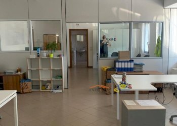 Commercial Premises Via Londra, Fontevivo - photo 12