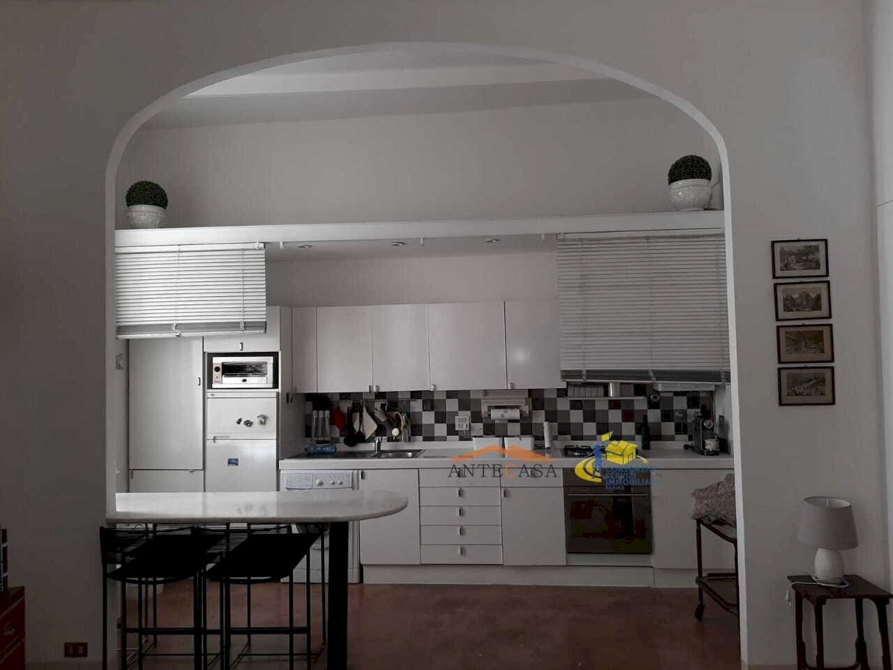 Appartamento Strada Luigi Carlo Farini 49, Parma - foto 2