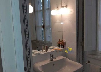 Appartamento Strada Luigi Carlo Farini 49, Parma - foto 9