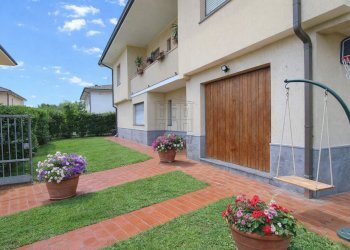 vendesi villa lucca.png - Villa Via della Chiesa XI 568, Lucca - foto 1