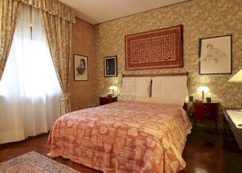 vendesi villa indipendente con giardino luccaIM - Villa Via della Chiesa XI 568, Lucca - foto 7