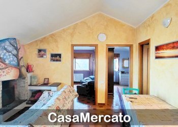 b6.jpg - Quadrilocale Via Roma, Rocca di Papa - foto 5