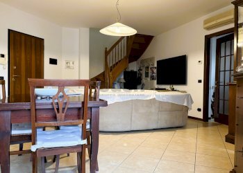 IMG_8264.JPG - Attico Piazza Nazioni Unite 2, Castelfranco Emilia - foto 1