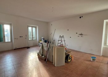 soggiorno - Appartamento via foscolo  1, Mozzate - foto 1