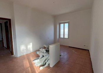 camera singola - Appartamento via foscolo  1, Mozzate - foto 18