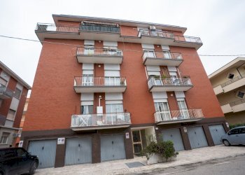 DSC05025.jpg - Appartamento Via Vega 51, Rimini - foto 2