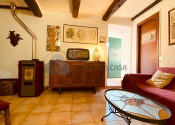 WhatsApp Image 2026-01-21 at 17.07.19 (1).jpeg - Rustico Via Borgo di Sopra Giucano 10, Fosdinovo - foto 7