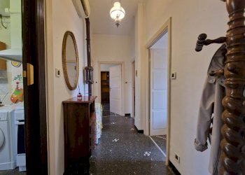 ingresso appartamento via agosti cornigliano genov - Appartamento Via Guido Agosti 4A, Genova (zona Cornigliano) - foto 2