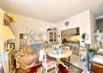 photo_4_2026-01-22_13-43-01.jpg - Trilocale Via Roma, Castellina Marittima - foto 2