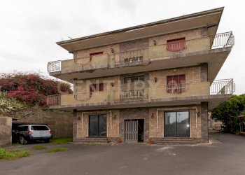 Via delle Camelie 20 (2).jpg - Villa Via delle Camelie 20, Misterbianco - foto 3