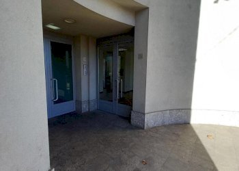 1000233998.jpg - Commercial Premises Viale Pavia, Lodi - photo 21