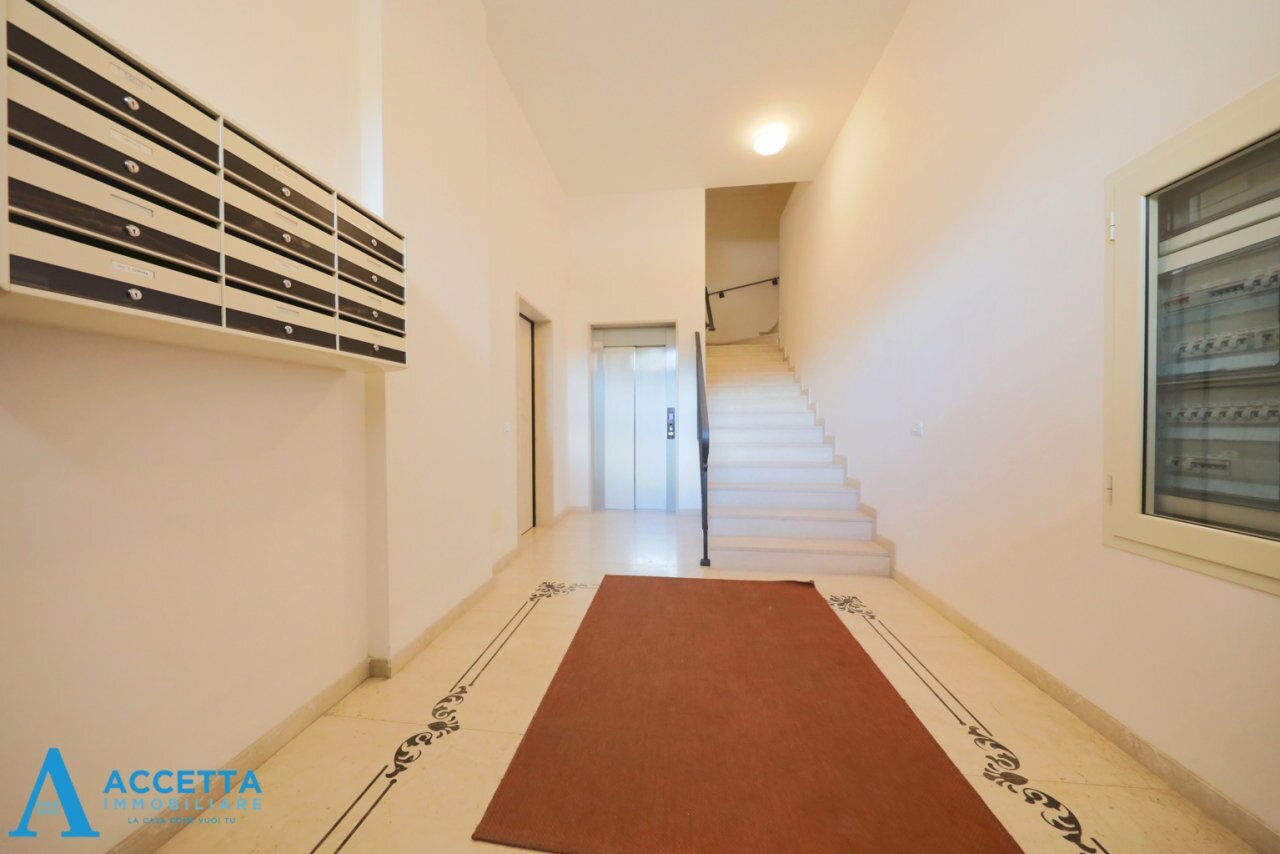 zone comuni - Four-room apartment Via Criscuolo 1, Taranto - photo 2