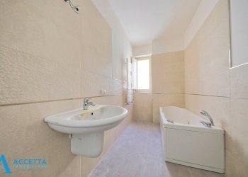 bagno - Quadrilocale Via Criscuolo 1, Taranto - foto 13