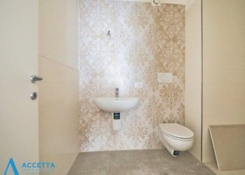 bagno - Quadrilocale Via Criscuolo 1, Taranto - foto 18