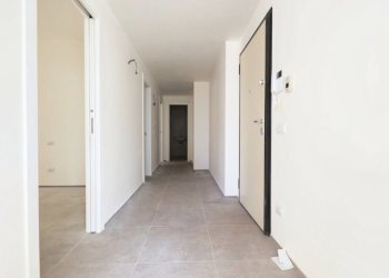 corridoio - Quadrilocale Via Criscuolo 1, Taranto - foto 21